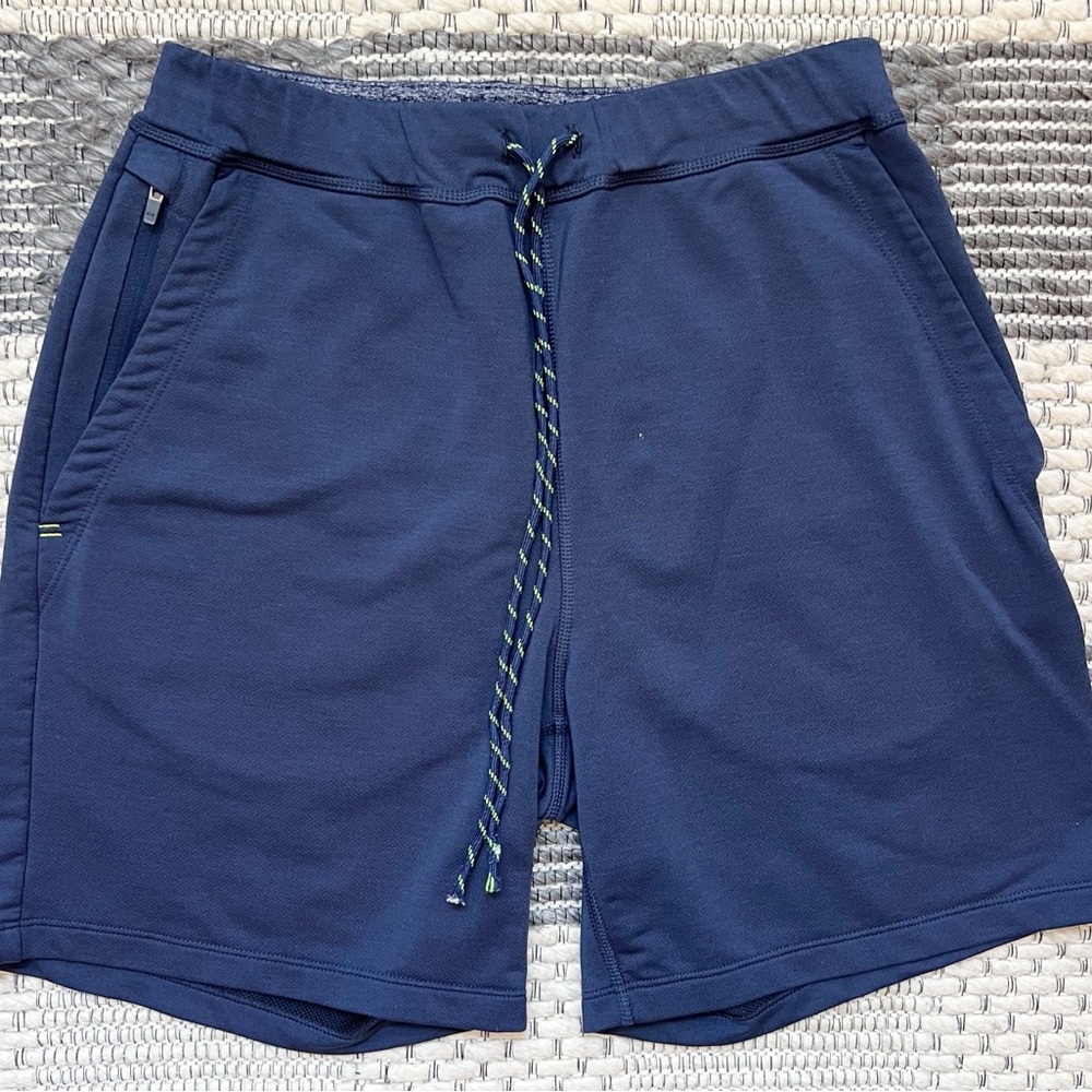 Vineyard Vines On The Go Jogger Shorts Men Small Navy Performance Drawstring